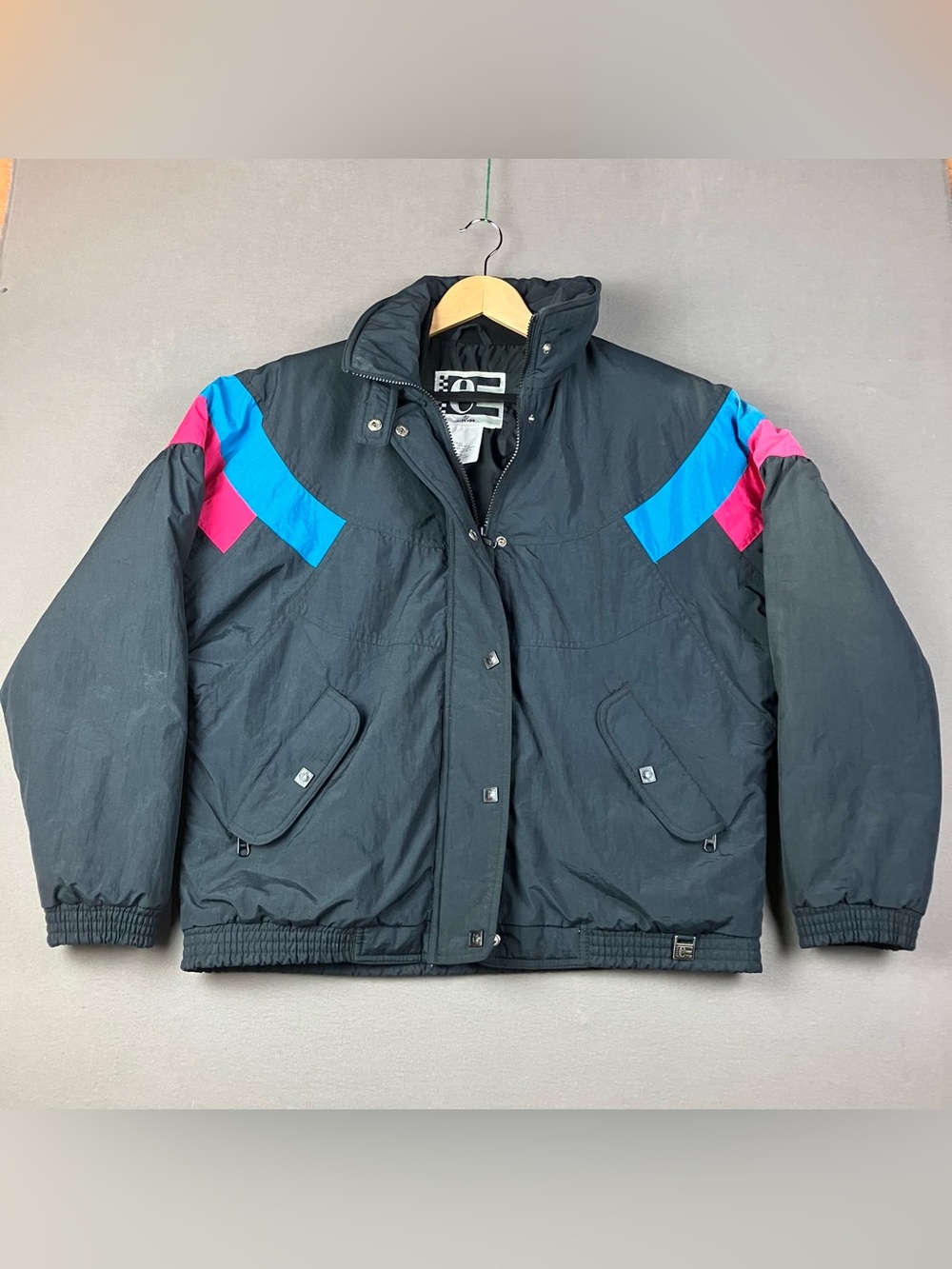 Vintage Europa Winter Ski Jacket Size S/M Black Full Zip 3M Insulated Unisex